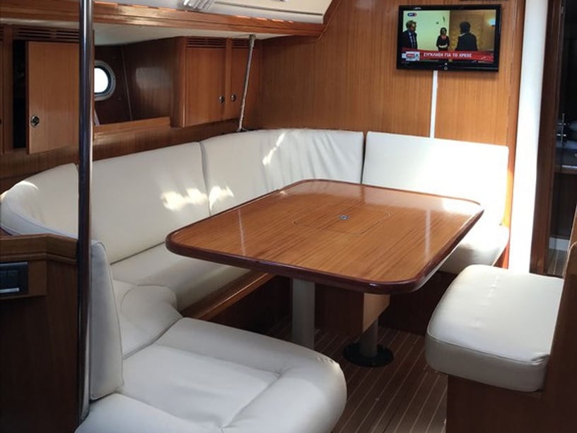 Vliho Segelboot 4 Kabine 8 Liegeplätze 10 Gäste 13.7 m Nummer des Inserats: #28353 2