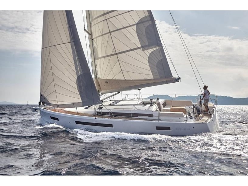 Keramoti - Kavala Sailboat 5 cabin 12 berths 12 guests 14.22 m Listing Number: #28365