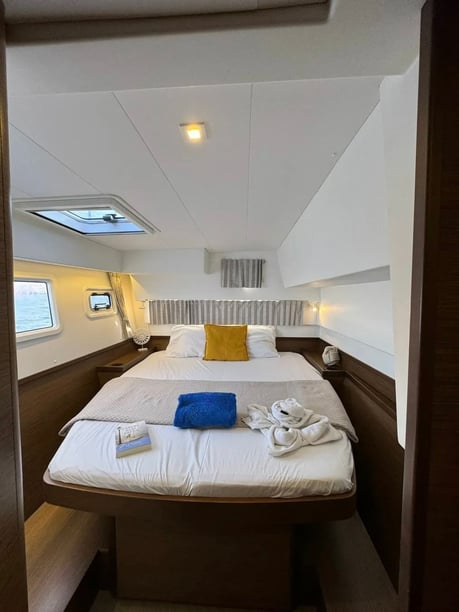 Kanistro - Chalkidiki Catamaran 5 cabin 10 berths 10 guests 12.8 m Listing Number: #28381 5