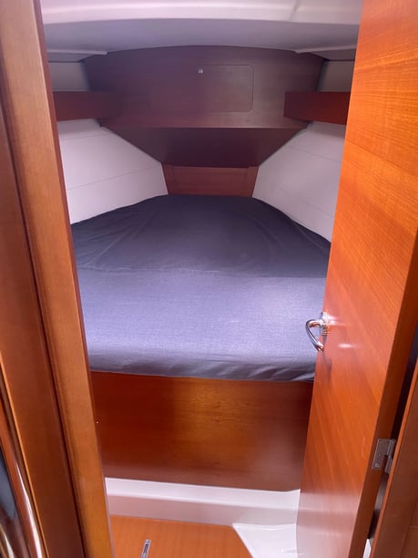 Kadikoy Voilier Cabine 2   Invités 6  10.28 m Numéro de l'annonce: #28382 5