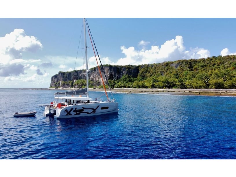 Papeete, Tahití Catamarán Cabina 4  8  literas 8  invitados 11.33 m Número de anuncio: #28389
