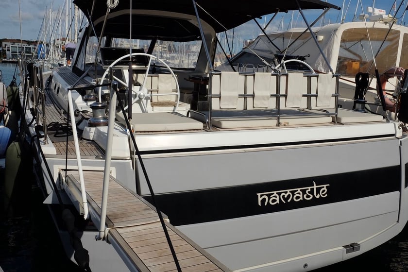 Castiglioncello Barca a vela cabina 3  cuccette 6  6  ospiti 19.07 m Numero dell'inserzione: #28414 5