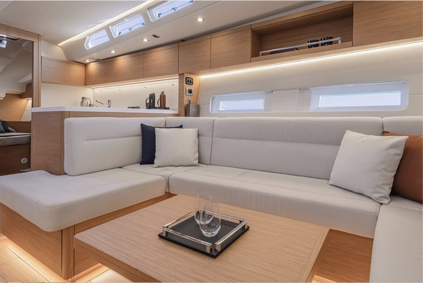 Castellammare del Golfo Yelkenli 3 kabin Konaklama 8 kişi Seyir 8 kişi 14.9 m İlan No: #28419 3