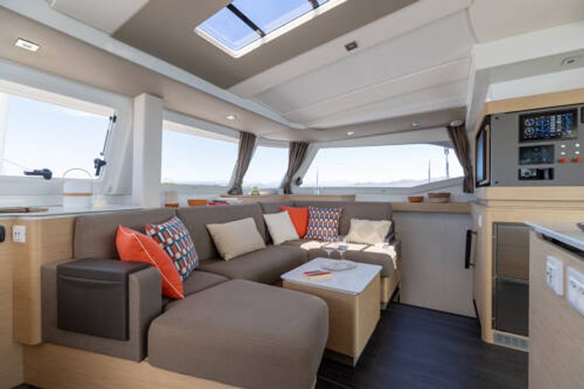 Palma de Mallorca Catamaran Cabine 3  6  slaapplaatsen 6  gasten 13.26 m Lijstnummer: #28462 3