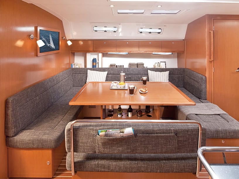 Punat Zeilboot Cabine 5  11  slaapplaatsen 11  gasten 15.57 m Lijstnummer: #28473 2