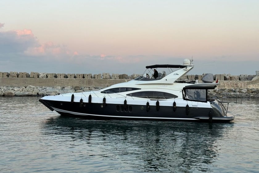 Arnavutköy Motoryat   Seyir 15 kişi 22 m İlan No: #28480