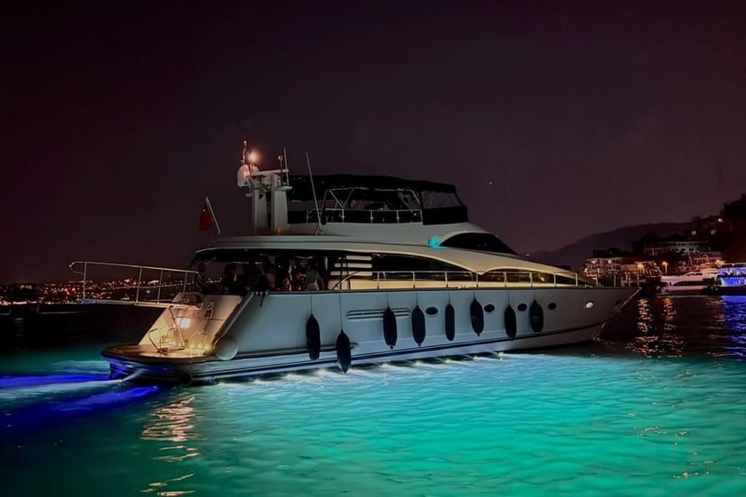 Arnavutköy Motoryat  Konaklama 6 kişi Seyir 36 kişi 26 m İlan No: #28481 5