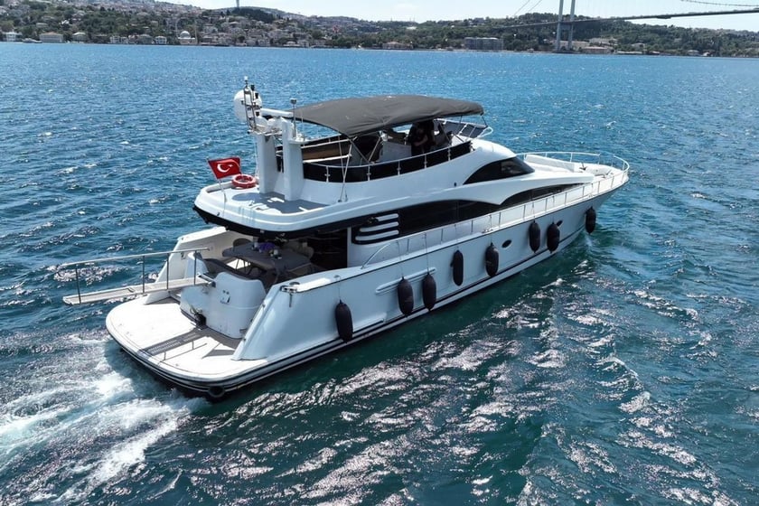 Arnavutköy Motoryat  Konaklama 6 kişi Seyir 36 kişi 26 m İlan No: #28481 2