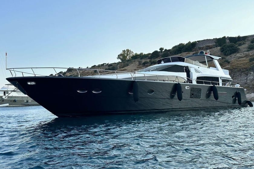 Arnavutköy Motoryat   Seyir 34 kişi 28 m İlan No: #28482