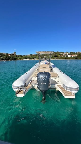 Poltu Quatu Bateau à moteur    9 m Numéro de l'annonce: #28486 4