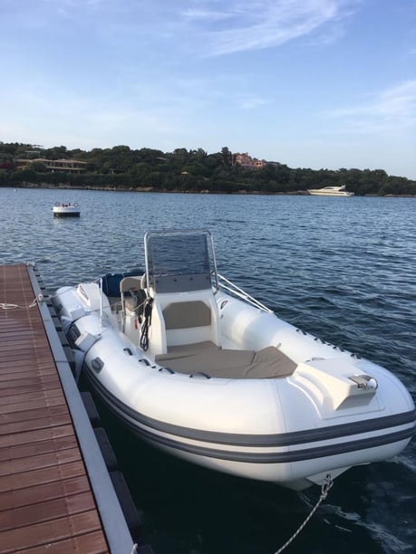 Porto Cervo Bateau à moteur    5.6 m Numéro de l'annonce: #28490 4