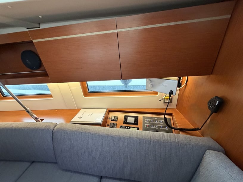 Piraeus Zeilboot Cabine 5  12  slaapplaatsen 12  gasten 14.6 m Lijstnummer: #28494 4