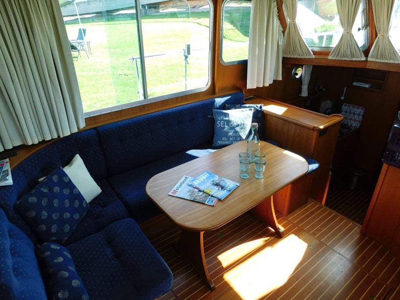IJsselstein Motorboat 3 cabin 6 berths 6 guests 11.5 m Listing Number: #28498 2