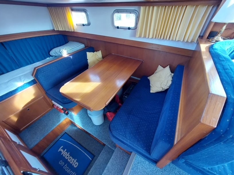 IJsselstein Motorboat 2 cabin 6 berths 6 guests 9.14 m Listing Number: #28513 5