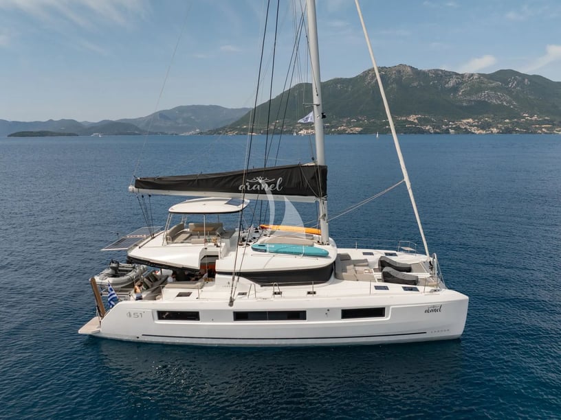 Lefkada Katamaran 6 Kabine 10 Liegeplätze 10 Gäste 16.35 m Nummer des Inserats: #28521