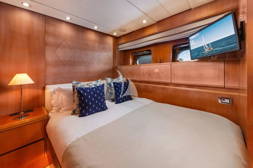 Athene Motorjacht Cabine 4  9  slaapplaatsen 9  gasten 26.6 m Lijstnummer: #28524 5