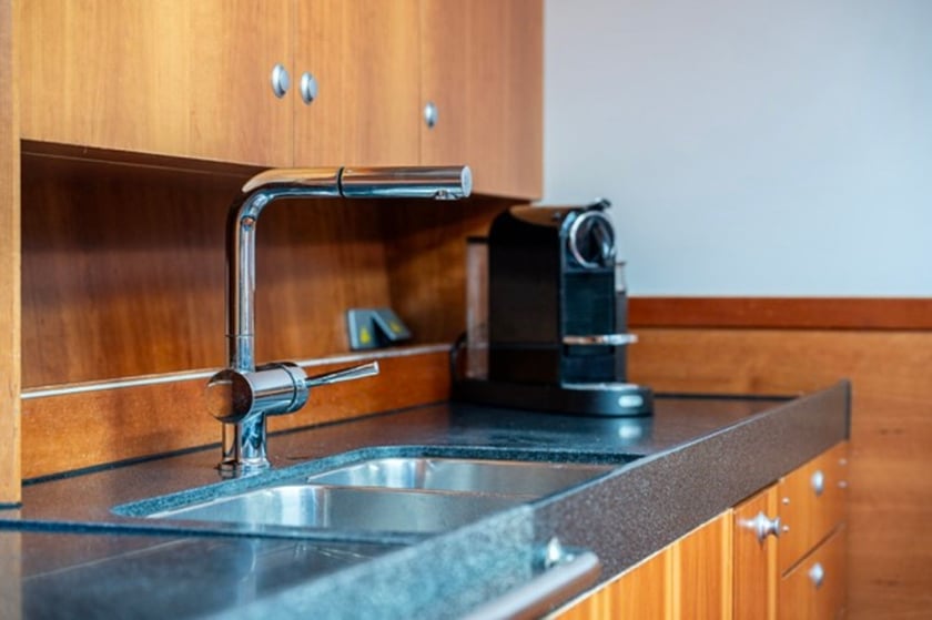 Pireo Barca a vela cabina 5  cuccette 9  9  ospiti 17.15 m Numero dell'inserzione: #28532 5