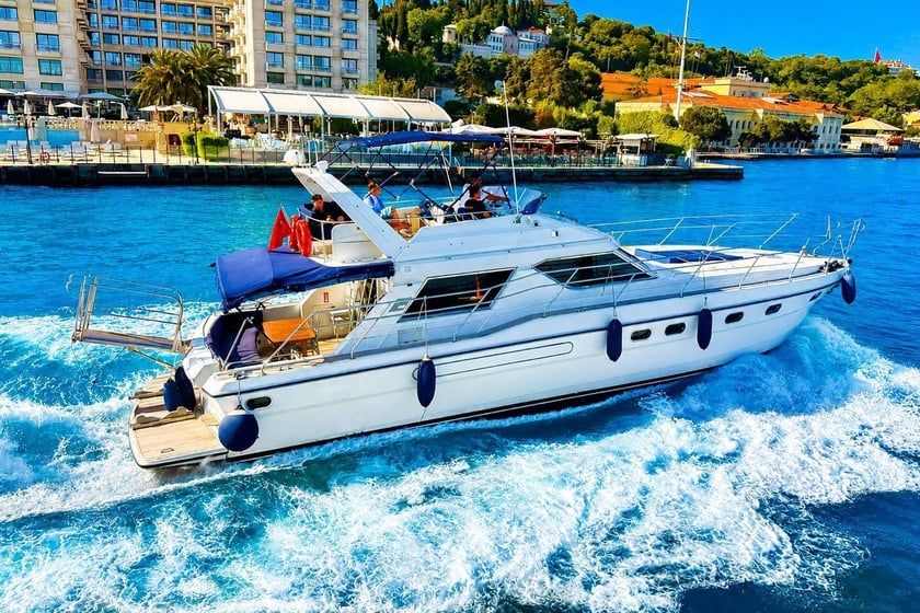 Halic Yacht à moteur   Invités 12  18 m Numéro de l'annonce: #28536