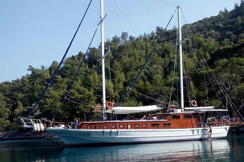 Datça Gulet  Konaklama 8 kişi Seyir 8 kişi 18 m İlan No: #28539