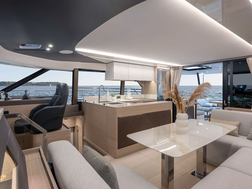 Capo d'Orlando Catamaran Cabine 3  6  slaapplaatsen 14  gasten 15 m Lijstnummer: #28556 2