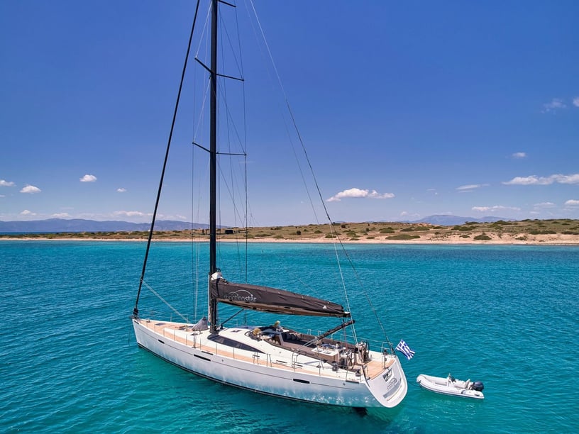 Atenas Velero Cabina 3  6  literas 6  invitados 19.3 m Número de anuncio: #28568