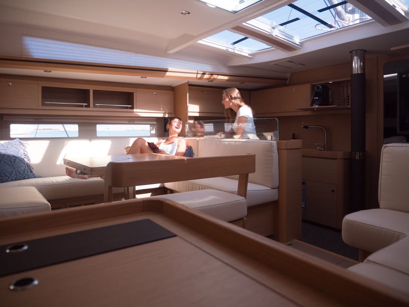 Castellammare del Golfo Yelkenli 4 kabin Konaklama 9 kişi Seyir 9 kişi 17.7 m İlan No: #28579 2