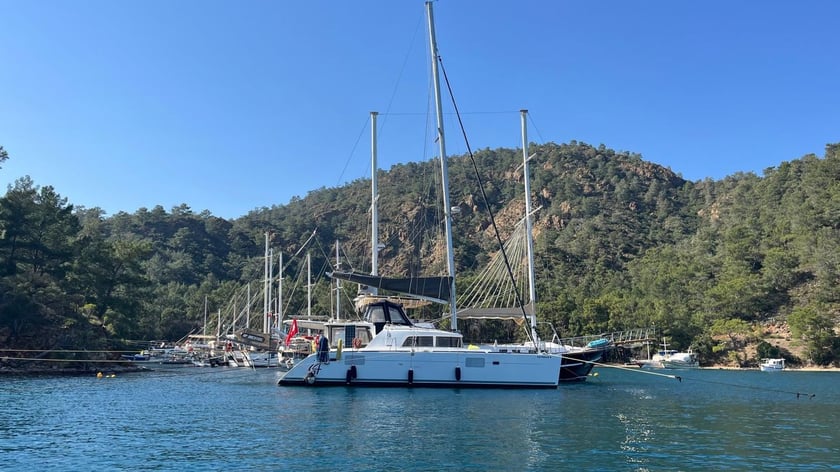 Gocek Catamaran Cabine 4  8  slaapplaatsen 8  gasten 14 m Lijstnummer: #28597 3
