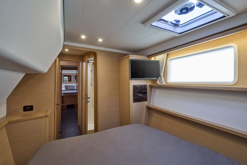 Vlichada Catamaran 4 cabin 8 berths 8 guests 12.94 m Listing Number: #28600 3