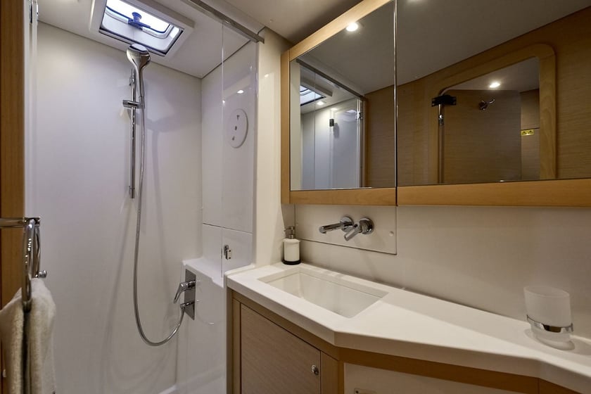 Vlichada Catamaran 4 cabin 8 berths 8 guests 12.94 m Listing Number: #28600 4