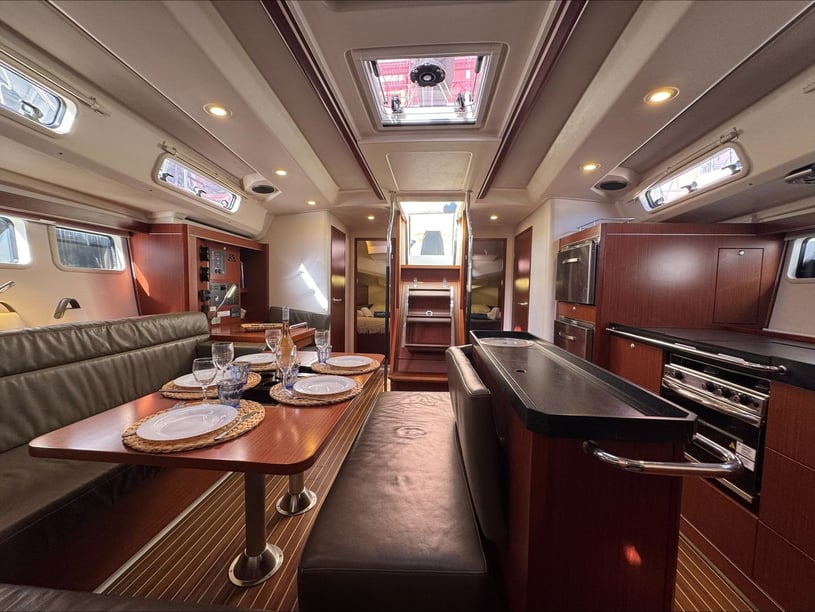 Grimaud Yelkenli 5 kabin Konaklama 9 kişi Seyir 9 kişi 14.85 m İlan No: #28603 4