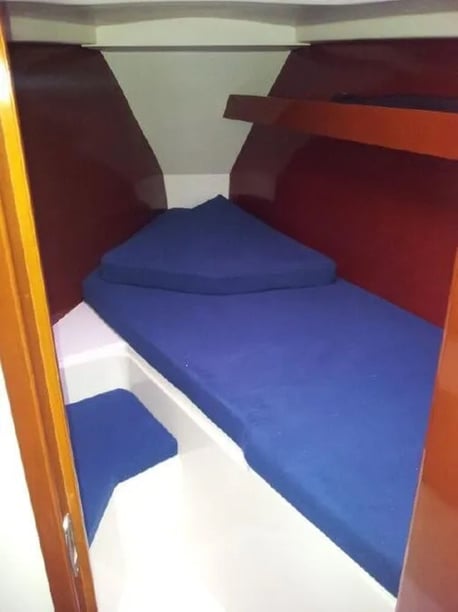 Grimaud Voilier Cabine 2  Couchettes 4  Invités 4  9.45 m Numéro de l'annonce: #28614 3