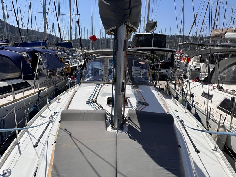 Fethiye Sailboat 3 cabin 6 berths 6 guests 11.97 m Listing Number: #28623 4