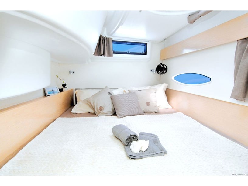 Marseille Katamaran 4 kabin Konaklama 12 kişi Seyir 12 kişi 11.89 m İlan No: #28634 2