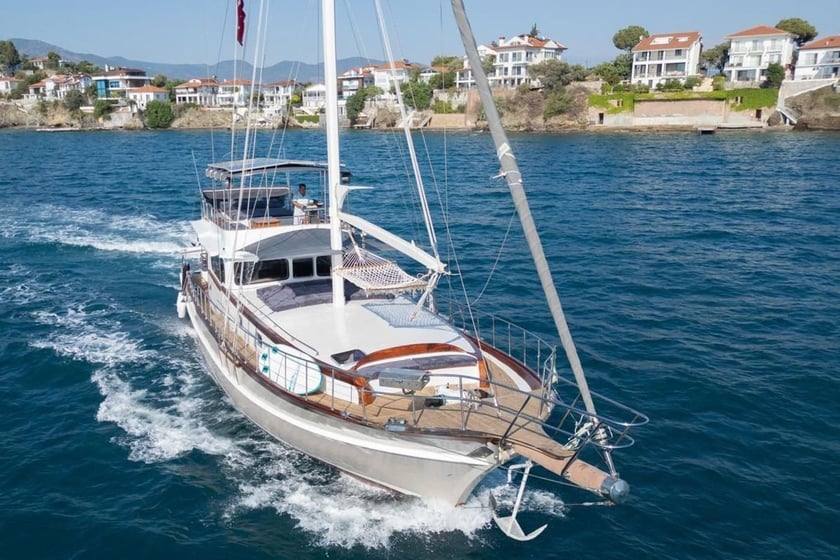 Fethiye Gulet Cabine 3  6  slaapplaatsen 6  gasten 19 m Lijstnummer: #28653