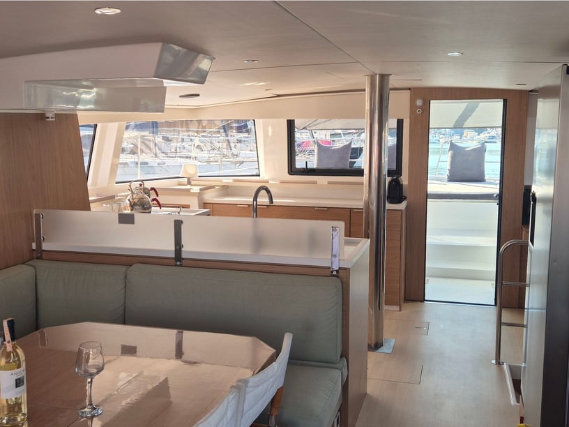 Fethiye Katamaran 5 kabin Konaklama 9 kişi Seyir 9 kişi 14.28 m İlan No: #28658 5