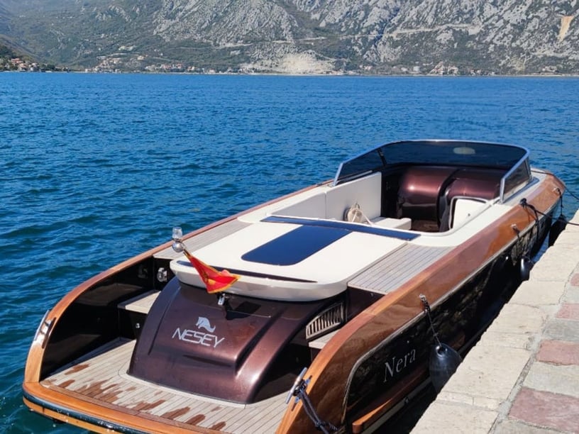 Portonovi Motorboot  1 Liegeplätze 12 Gäste 9.3 m Nummer des Inserats: #28662 4