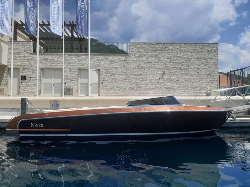 Portonovi Motorboot  1 Liegeplätze 12 Gäste 9.3 m Nummer des Inserats: #28662 3