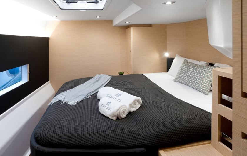 Paros Catamarán Cabina 5  12  literas 12  invitados 14.6 m Número de anuncio: #28669 5