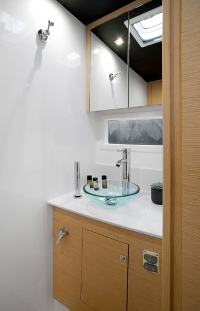 Paros Catamarán Cabina 5  12  literas 12  invitados 14.6 m Número de anuncio: #28669 3