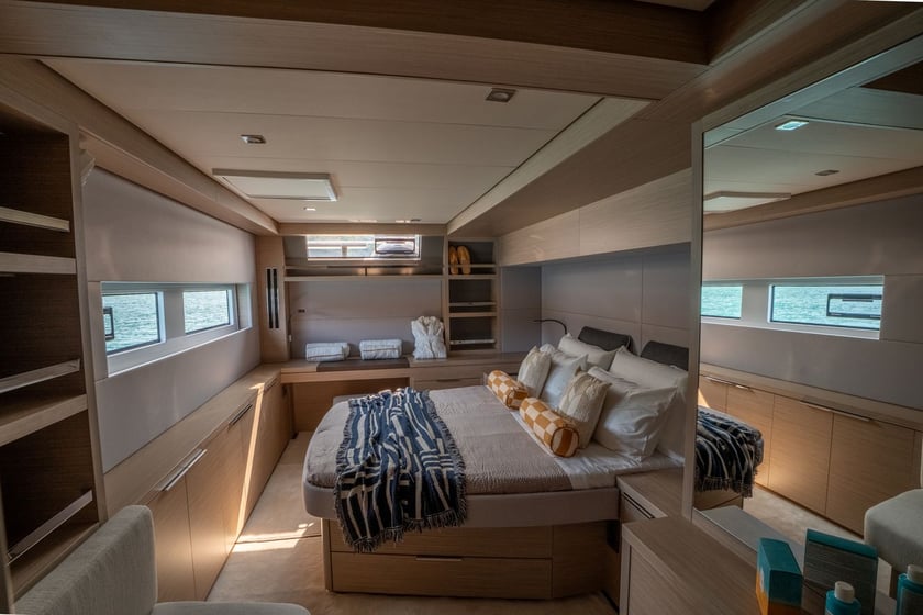 Castellammare del Golfo Catamaran 4 cabin 8 berths 8 guests 16.9 m Listing Number: #28673 5