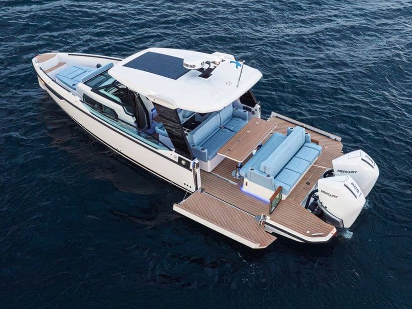 Trogir Motoscafo cabina 1  cuccette 2  10  ospiti 10.28 m Numero dell'inserzione: #28681