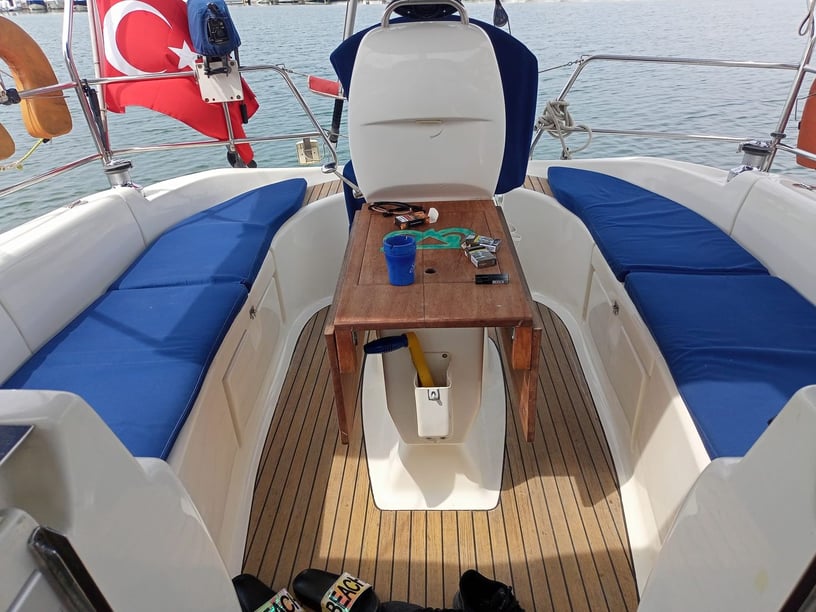 Yalova Segelboot 2 Kabine 4 Liegeplätze 4 Gäste 11.5 m Nummer des Inserats: #28688 3