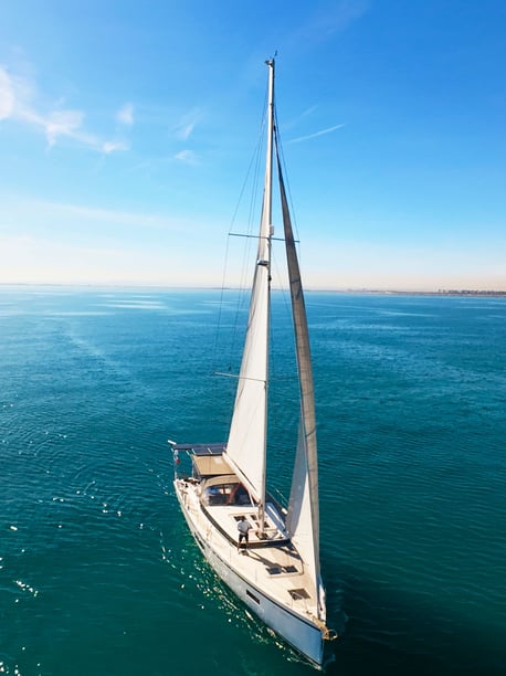 Olbia Zeilboot Cabine 3  8  slaapplaatsen 8  gasten 16.73 m Lijstnummer: #28693
