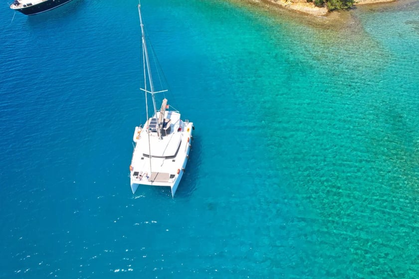 Selimiye Katamaran 4 kabin Konaklama 8 kişi Seyir 8 kişi 12.1 m İlan No: #28697 5