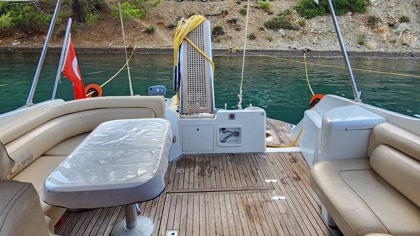 Göcek Motoryat 2 kabin Konaklama 4 kişi Seyir 4 kişi 45 ft İlan No: #28700 4