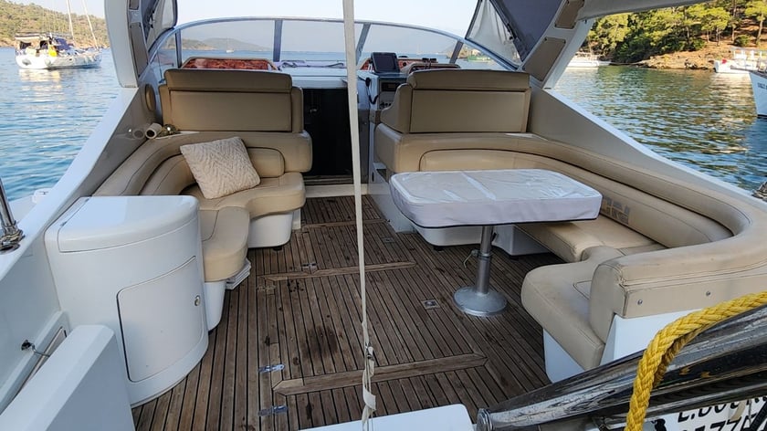 Göcek Motoryat 2 kabin Konaklama 4 kişi Seyir 4 kişi 45 ft İlan No: #28700 3