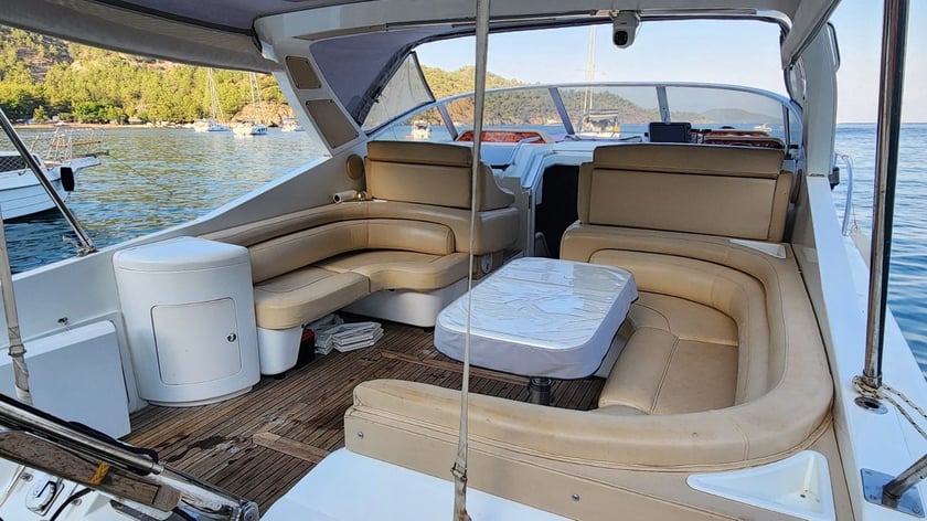 Göcek Motoryat 2 kabin Konaklama 4 kişi Seyir 4 kişi 45 ft İlan No: #28700 5