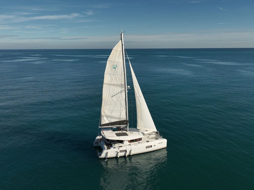 Trapani Catamaran 4 cabin 8 berths 8 guests 12.94 m Listing Number: #28725