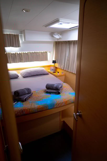 Trapani Catamaran 4 cabin 8 berths 8 guests 12.94 m Listing Number: #28725 5