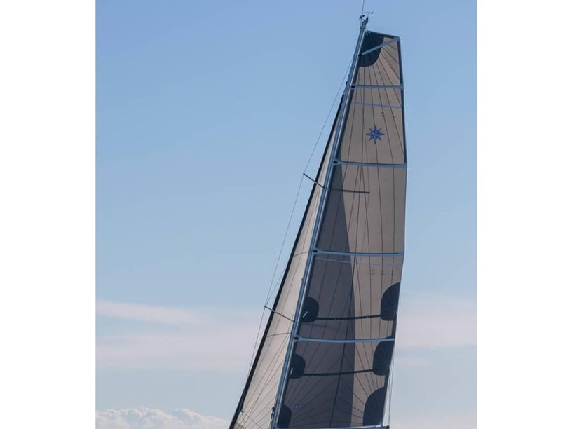 Salerno Barca a vela cabina 3  cuccette 8  8  ospiti 11.22 m Numero dell'inserzione: #28730